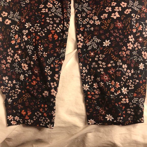 UpWest floral soft PJ joggers - Picture 5 of 6